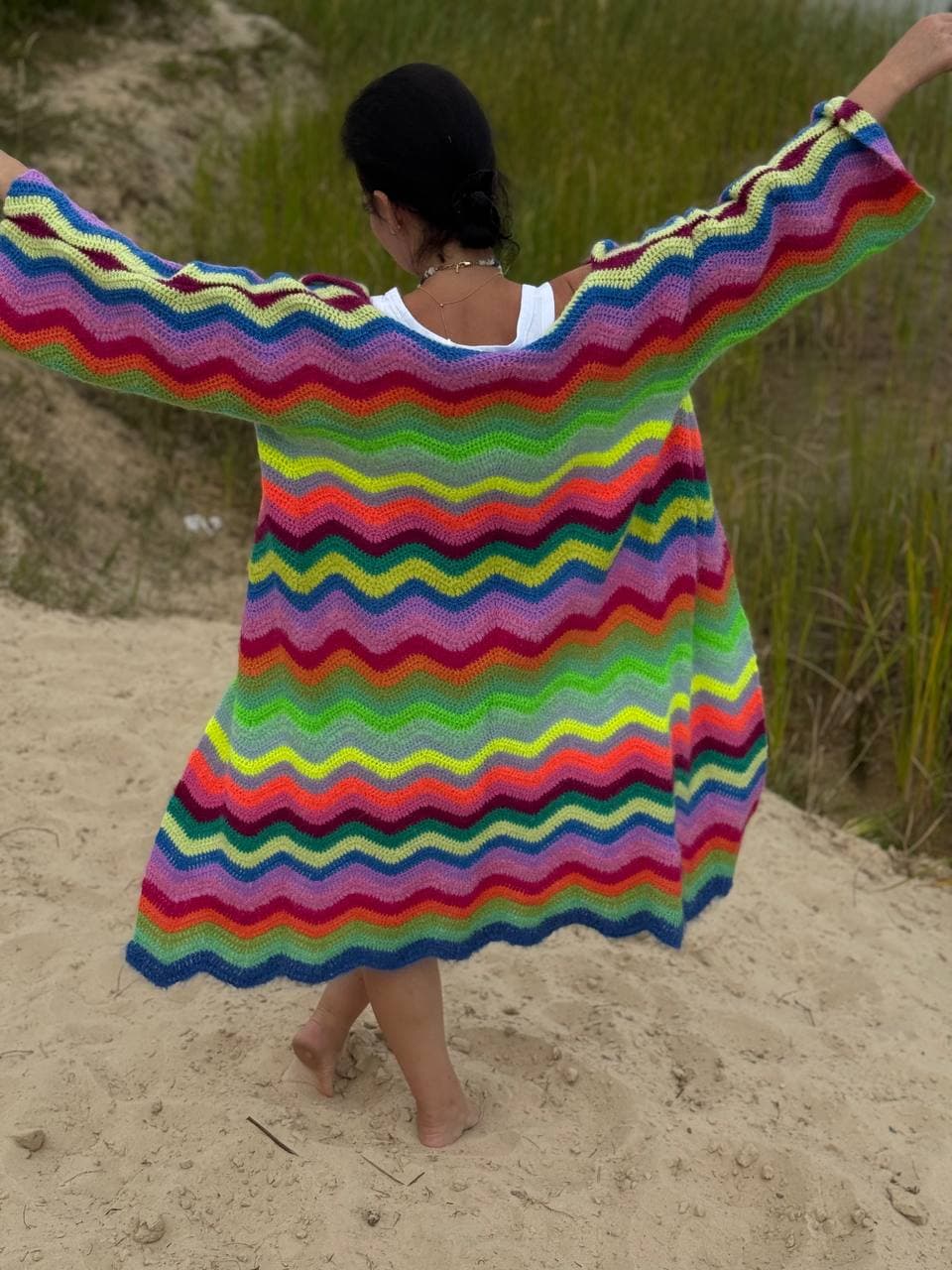 Wave crochet cardigan thumb 3